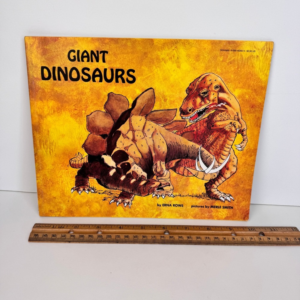 Vtg 1970s Paperback Giant Dinosaurs Book Illustrated Erna Rowe Merle Smith